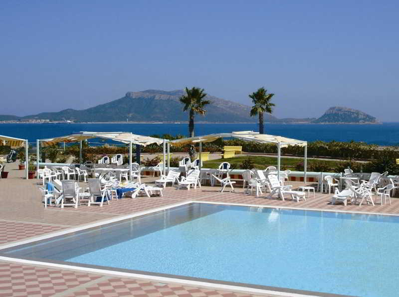 Club Hotel Baia Aranzos Golfo Aranci Extérieur photo