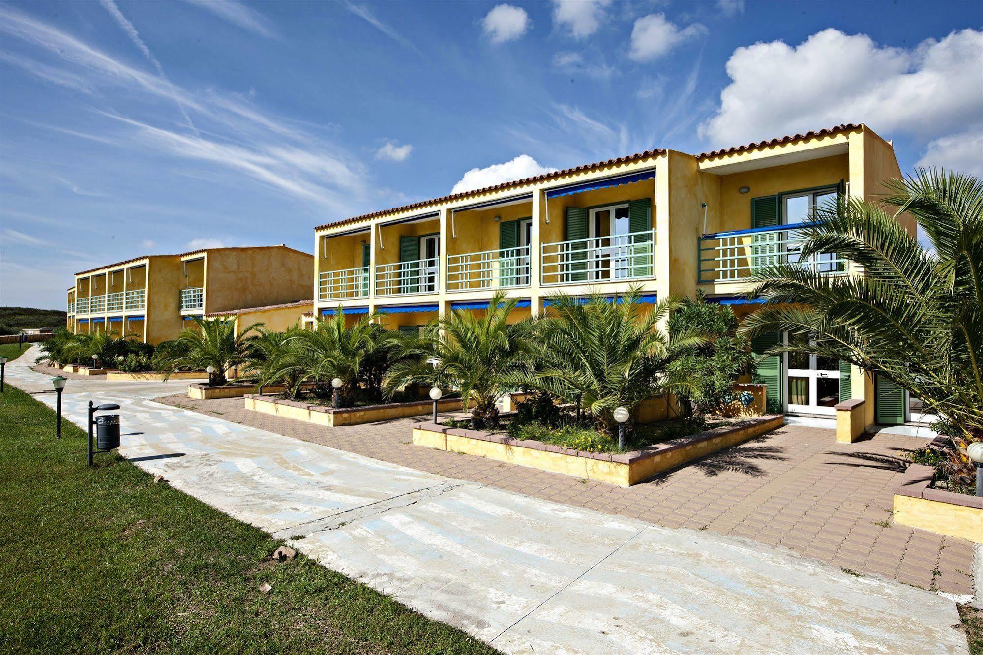Club Hotel Baia Aranzos Golfo Aranci Extérieur photo