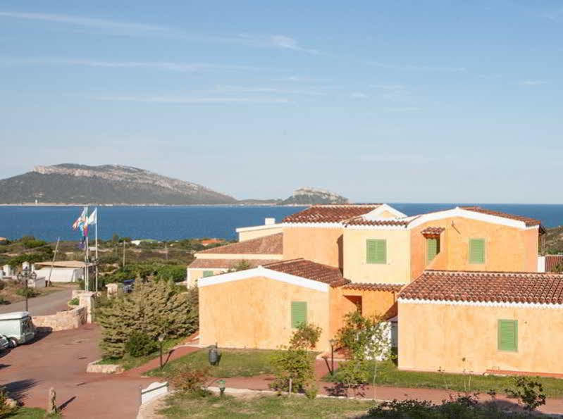 Club Hotel Baia Aranzos Golfo Aranci Extérieur photo