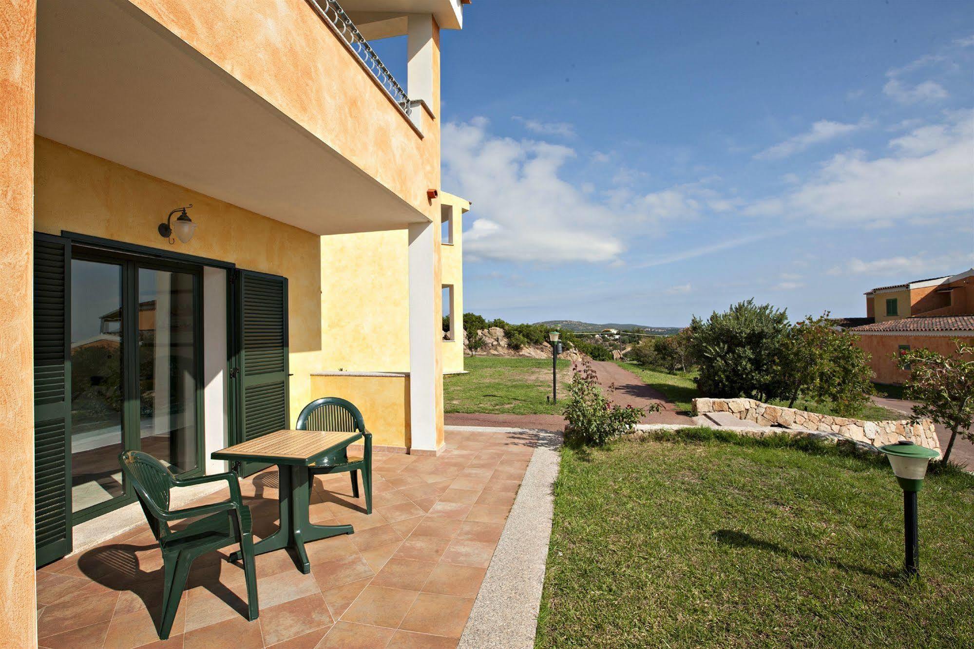 Club Hotel Baia Aranzos Golfo Aranci Extérieur photo