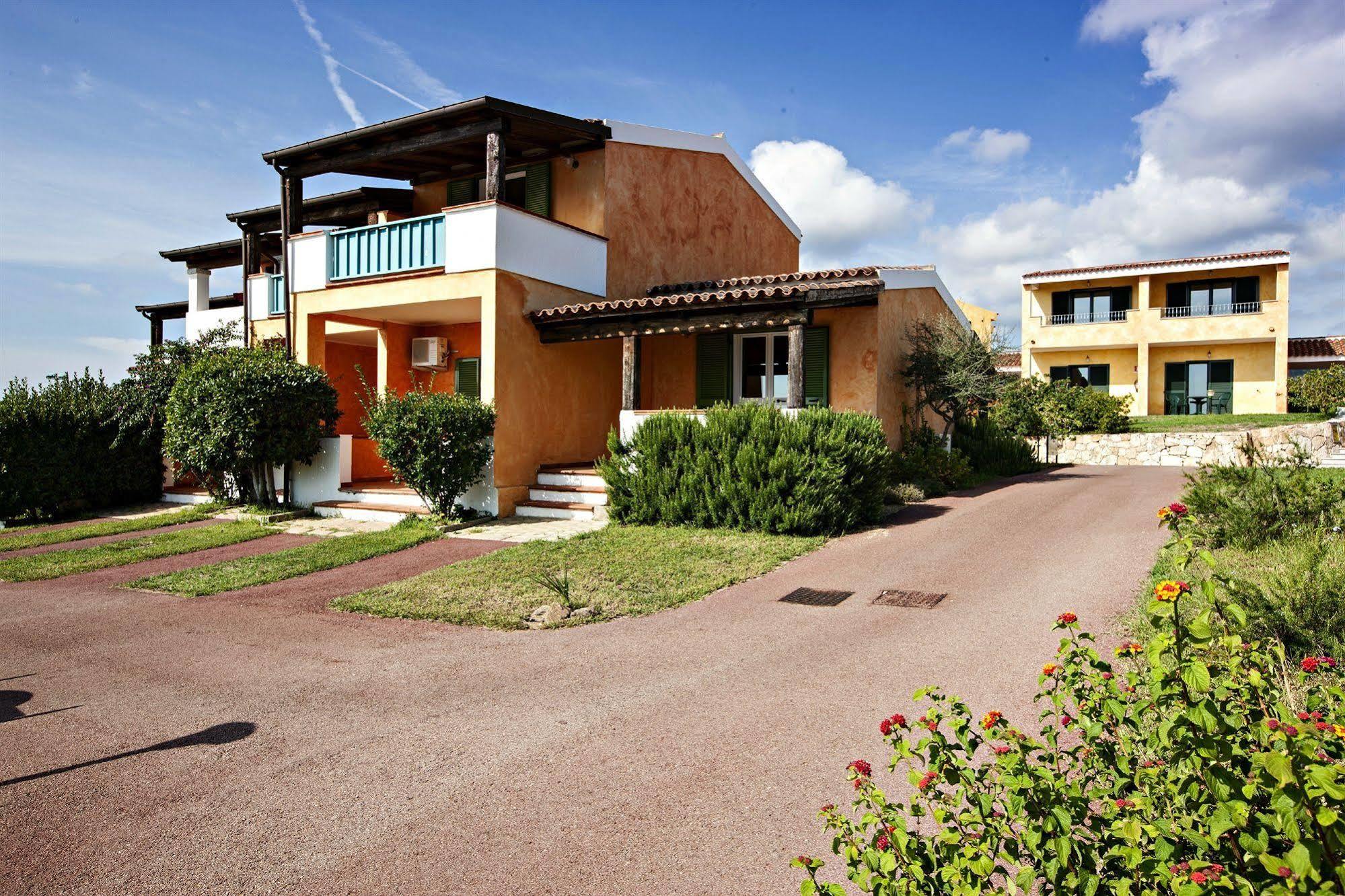 Club Hotel Baia Aranzos Golfo Aranci Extérieur photo